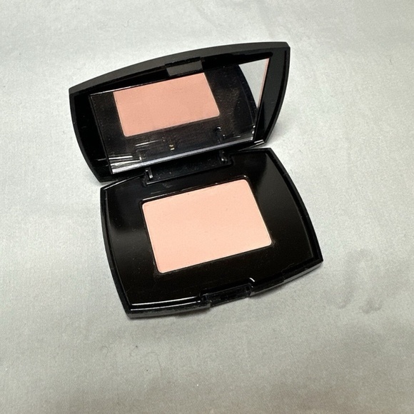 Lancôme “Blush Subtil - Delicate Powder Blush” in Color: “Sheer Amourose” *NEW* - Picture 4 of 10